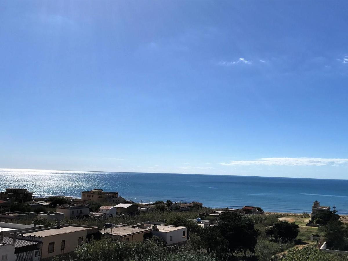 Villa Ceni - Appartamenti Con Camere, Cucina, Wc E Terrazza Sul Mare In Villa Con Piscina, Giardino E Parcheggio Marinella di Selinunte Kültér fotó