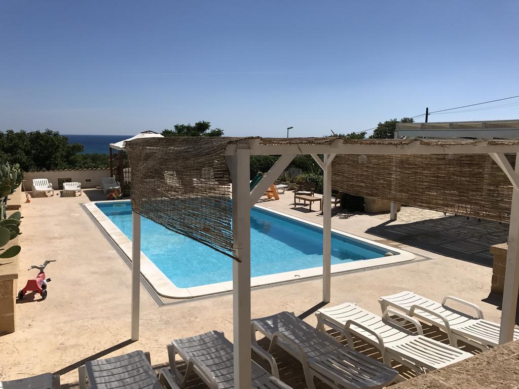 Villa Ceni - Appartamenti Con Camere, Cucina, Wc E Terrazza Sul Mare In Villa Con Piscina, Giardino E Parcheggio Marinella di Selinunte Kültér fotó