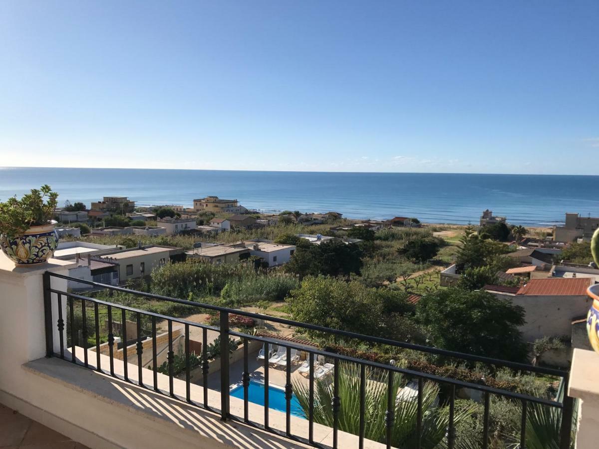 Villa Ceni - Appartamenti Con Camere, Cucina, Wc E Terrazza Sul Mare In Villa Con Piscina, Giardino E Parcheggio Marinella di Selinunte Kültér fotó